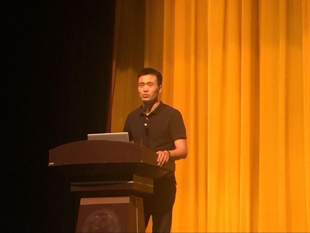 玩偶姐姐
分团委书记吴垚老师致辞